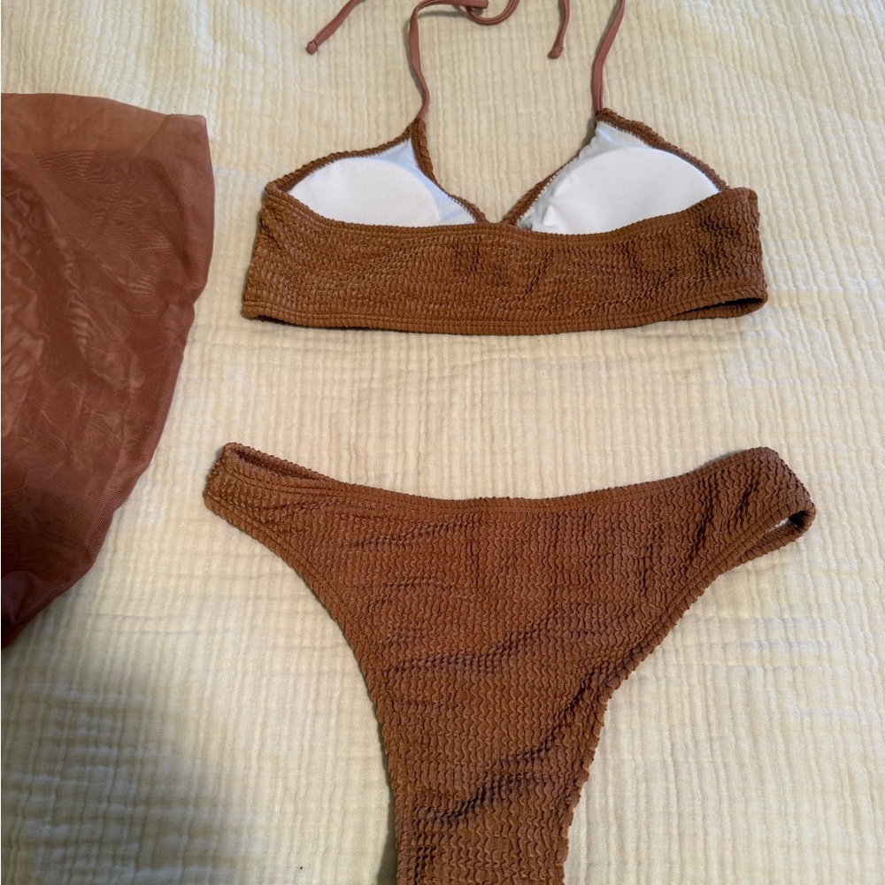 NWT Bikini with skirt cover up. Padded top. Size small. Hygenic liner. - Picture 4 of 6